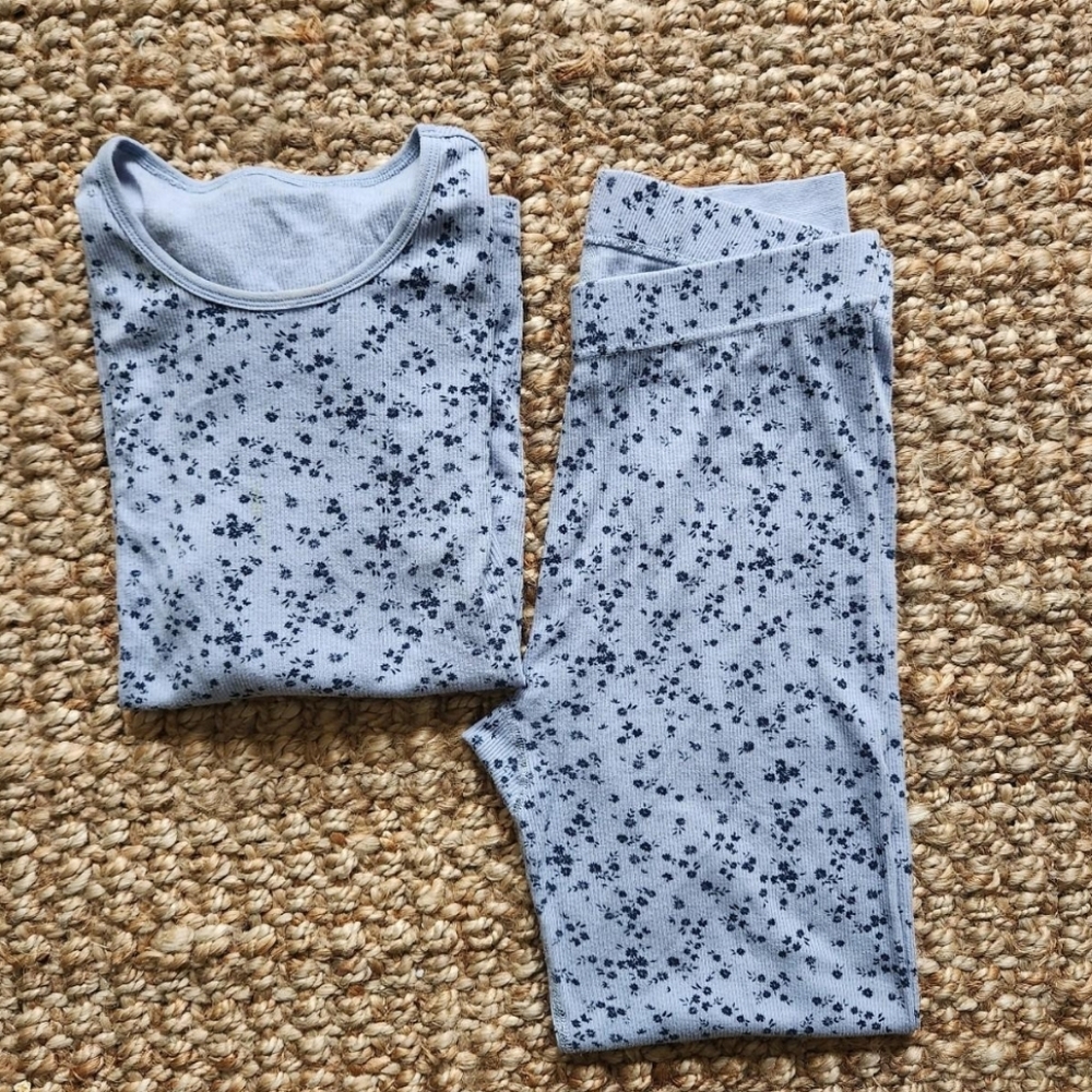 Girls Light Blue Floral Ribbed Thermal Pajama Set - Cozy Two-Piece